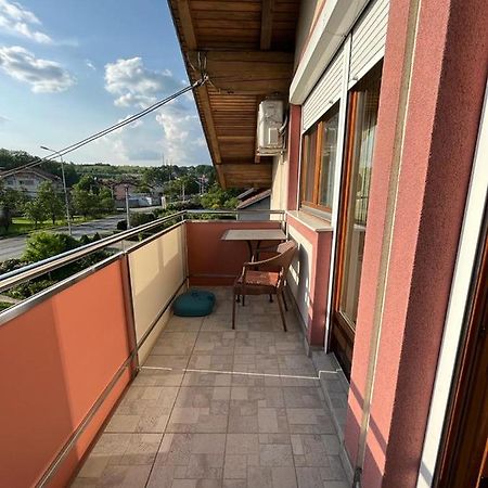 Apartmani M&D Laktaši Buitenkant foto