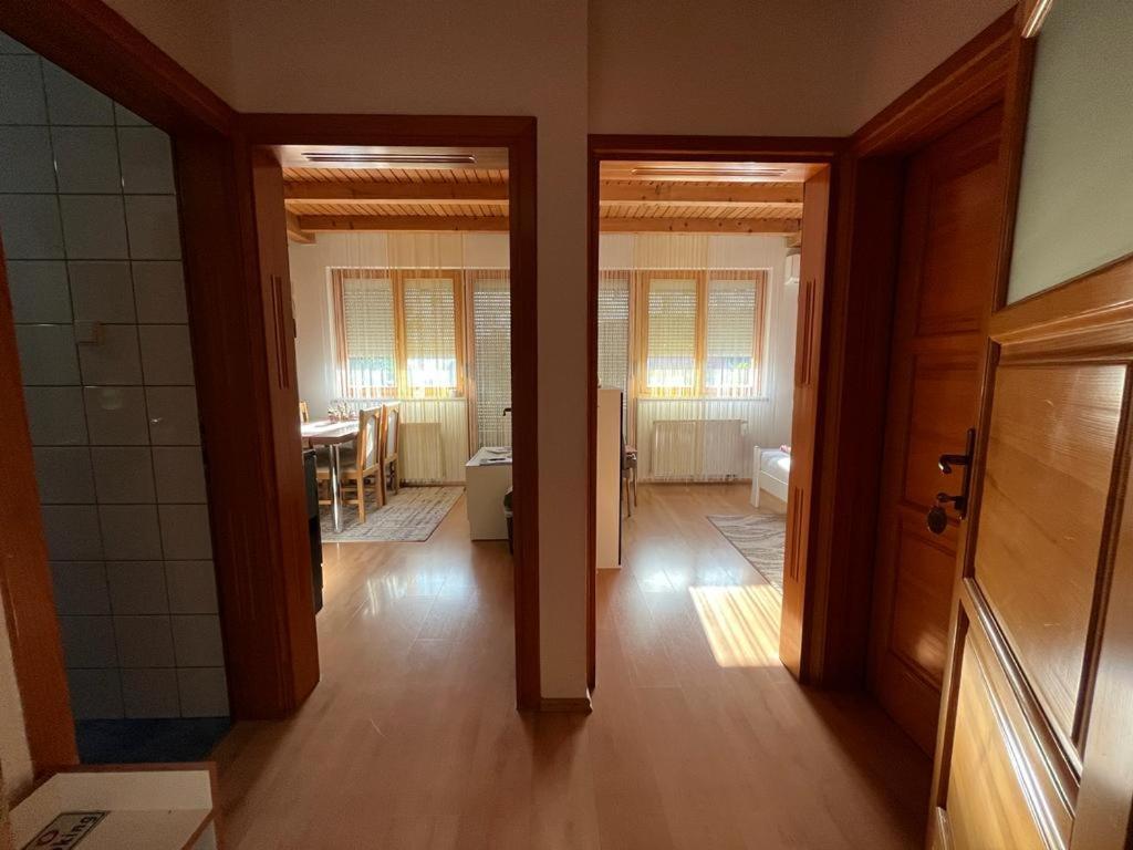 Apartmani M&D Laktaši Buitenkant foto